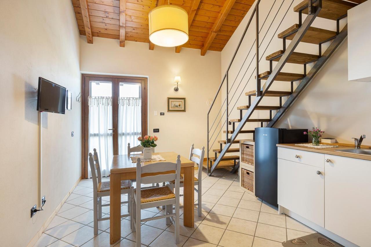 Bb10 Oasi Guest House อาโรนา ภายนอก รูปภาพ